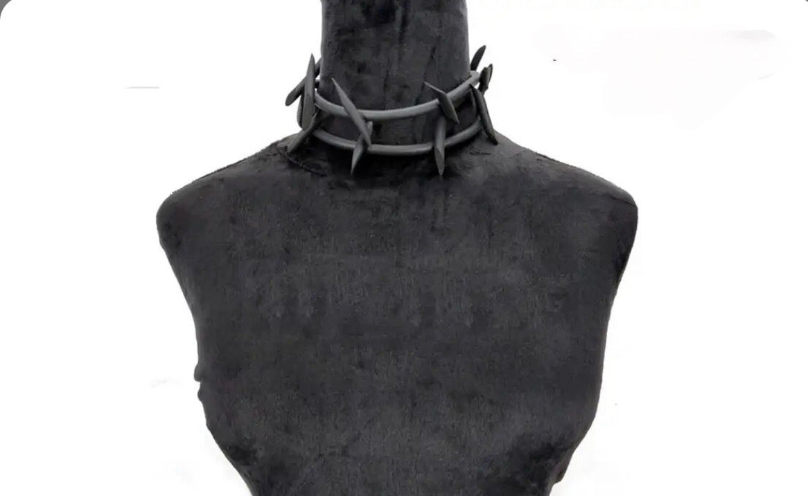 Spike me Choker